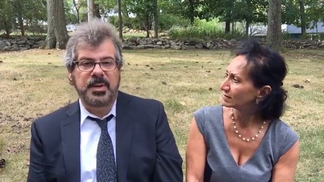 Holli and Robert Live 9-21-17 dress me up but you really should not take me out. смотреть онлайн