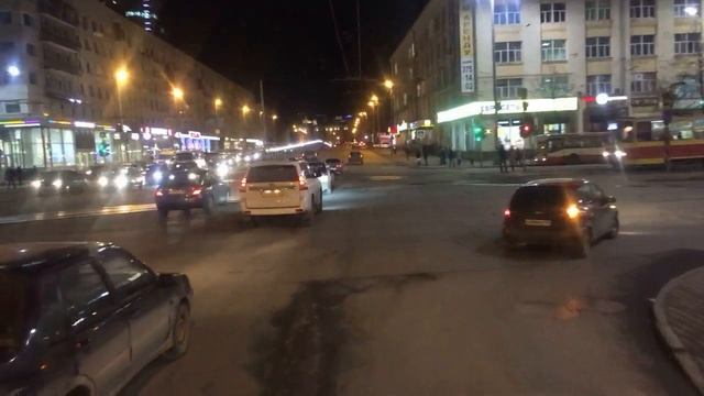 Автобус первый номер. Екатеринбург. Вечер. смотреть онлайн