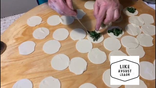 КУМЫКСКАЯ КУХНЯ. ЮМУРТГЪА ВА ХАЛТА КУРЗЕ или ЯИЧНЫЕ И С ЗЕЛЕНЬЮ ПЕЛЬМЕНИ.ЗОЛОТОЙ ФОНД.KUMYK CUISINE смотреть онлайн