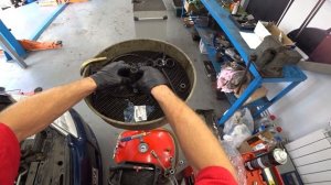 Toyota WISH 2003г.в. 1ZZ-FE. Замена прокладки кл.крышки. Замена свечей.