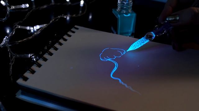 КРАСКИ СВЕТЯТСЯ В ТЕМНОТЕ ? смотреть онлайн