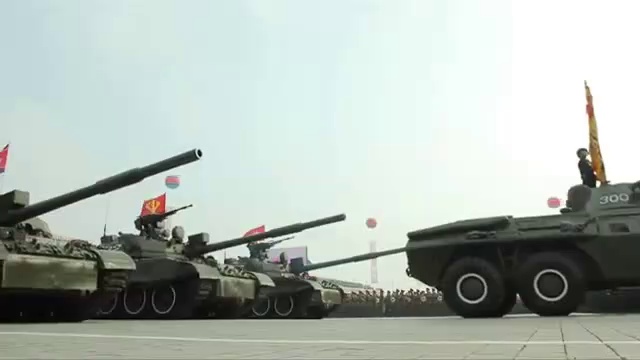 Умер Ким Чен Ир - Военный парад в Корее (КНДР) смотреть онлайн