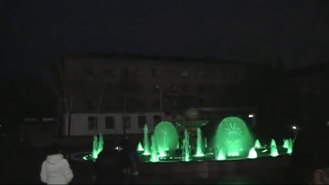 фонтан Енакиево смотреть онлайн