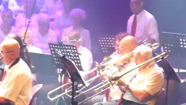 It's Raining Men - Paul Jabara & Paul Schaffer/Arr. Frank Bernaerts смотреть онлайн