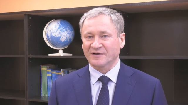 Об открытии капитально отремонтированной школы-сада в селе Башкирское Половинского района смотреть онлайн