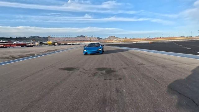 2024 McLaren 750S | First Drive смотреть онлайн