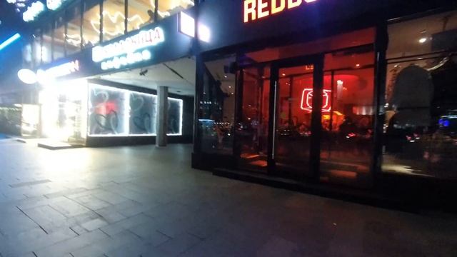 Мишка Ред Бокс. Ресторан Тимати Red Box смотреть онлайн