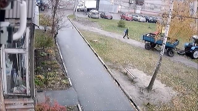 #ШАТУРА, ОСЕННЯЯ УБОРКА ШИН ВО ДВОРЕ, 2019 смотреть онлайн