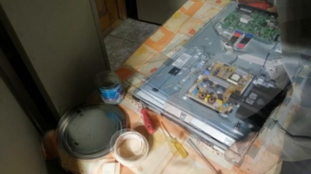 Замена подсветки в ТВ  Lg32lf650v БЕЗ РИСКА ПОВРЕЖДЕНИЯ ЭКРАНА
