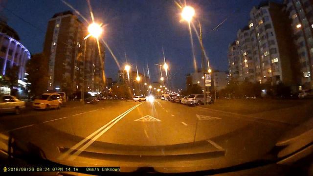 IROAD Q7 ночь - Передняя камера смотреть онлайн