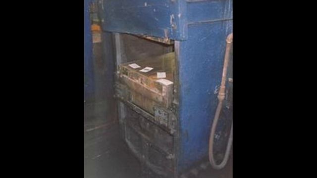 24 in. x 24 in. French Oil 315 Ton Slab Side Press # 1689-68 смотреть онлайн
