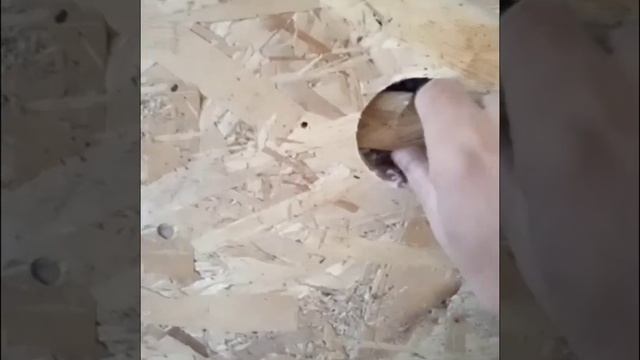 восстановление отверстия после сверления коронкой в гипсокартоне осб фанере. заделать дырку. смотреть онлайн