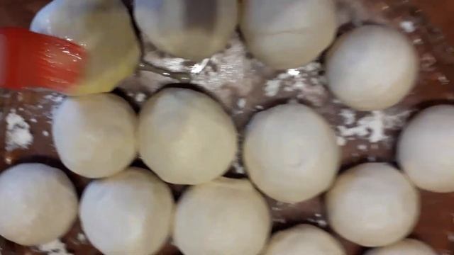 Пампушки к супу,  вторым блюдам , к чаю!