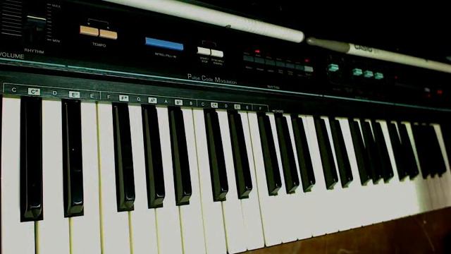 CASIO CT-450 (sound and styles demonstration) HiQ sound смотреть онлайн
