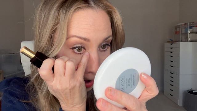 Monday Beauty Review: (& more Procedures talk) Some items PR Gifted смотреть онлайн