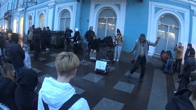 Весенние танцы на улице смотреть онлайн