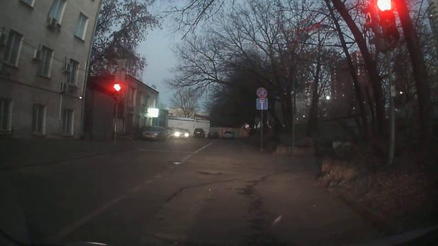 Проеду или нет под железнодорожными путями смотреть онлайн