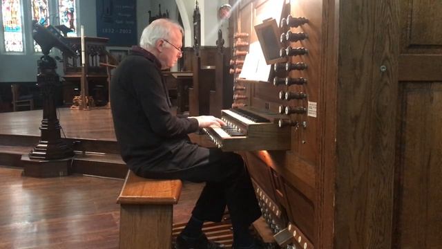 3-2 "Jig" Fugue in G major, BWV 577, J.S. Bach смотреть онлайн