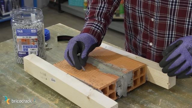 Colgar cargas pesadas y muy pesadas en paredes de ladrillo (Bricocrack) смотреть онлайн