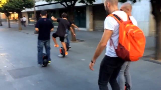 www.x-balance.sk - Model eWheel X8 od Airwheel v meste смотреть онлайн