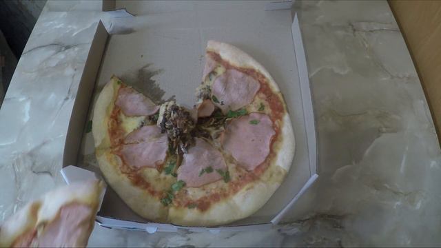 Две Пиццы из Маркетопт Регина и Поло Обзор Иван Кажэ Pizza Пицца Обзор смотреть онлайн