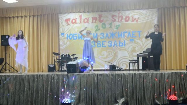 Talent Show. Танец - "Сотворение мира" смотреть онлайн