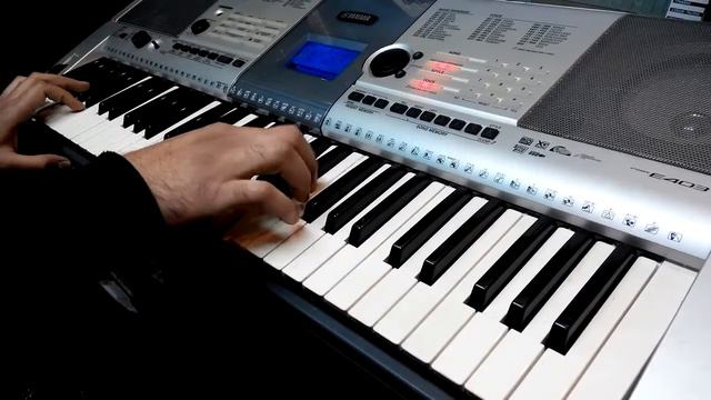 YAMAHA PSR E403 смотреть онлайн