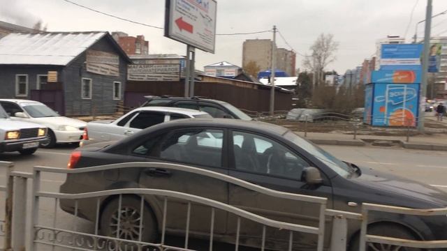 г. Томск, пр-т Комсомольский 20_у входа смотреть онлайн