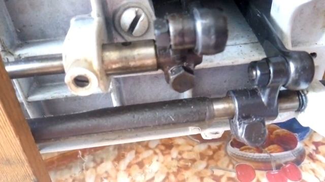 Чайка 143 не шьет не захватывает верхнюю нить