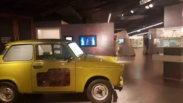 The German Spy Museum Berlin смотреть онлайн