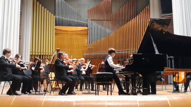 И.С. Бах - концерт Фа-минор для клавира струнных и бассо континуо солист - Глеб Ванюков фортепиан