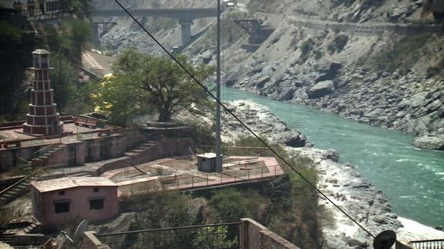 Тайны Гималаев. Священные места слияния великих рек. 1.7 смотреть онлайн