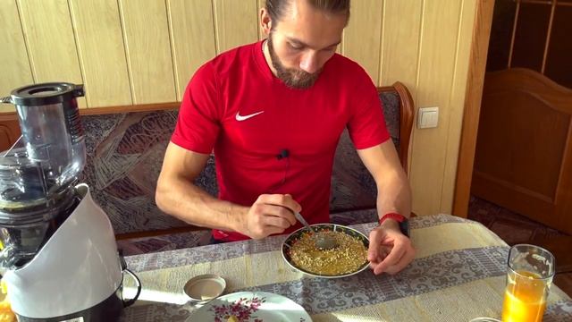 Лучший завтрак для сыроеда и вегана смотреть онлайн