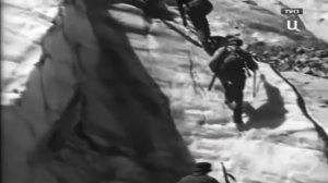 Мерцал закат, как блеск клинка