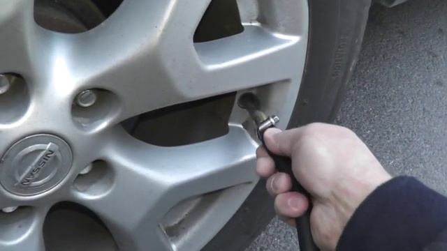 Как правильно создать давление в шинах автомобиля. смотреть онлайн