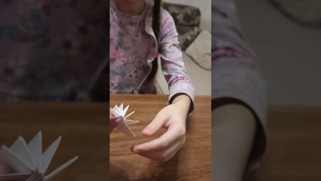 Делаем изумруд из бумаги? смотреть онлайн