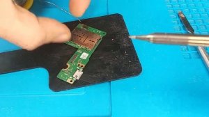 Планшет Lenovo  TB-X505F не включается, замена разъема