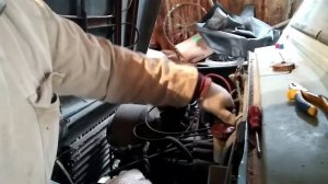 ЛуАЗ-969 м . Луаз .простоял 8 лет Капсула времен.и Пробуем завести луаз.