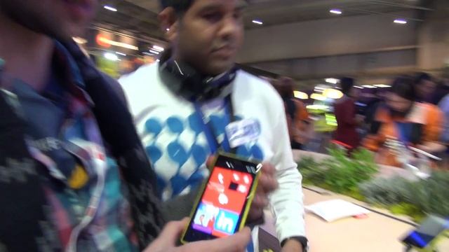 Мини-обзор Lumia 520 и 720 - новые бюджетники от Nokia смотреть онлайн