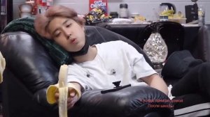 Смешные и милые  моменты со stray kids ~