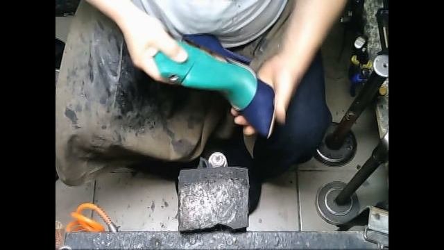 растяжка туфель лодочка на обувных колодках смотреть онлайн