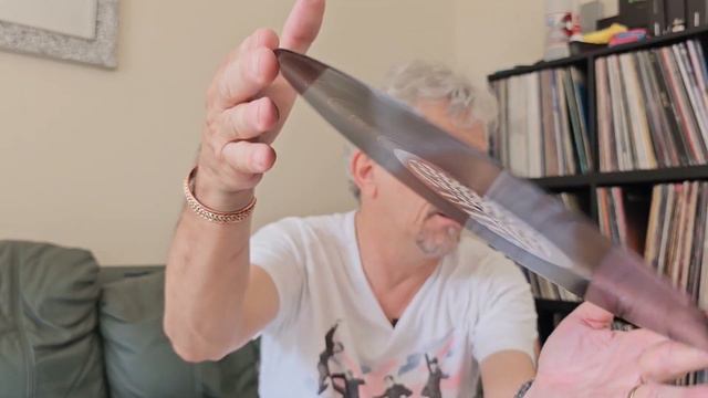 Vinyl Finds #15 - Simple Minds, The Beatles, John Lennon & Mark Hollis смотреть онлайн