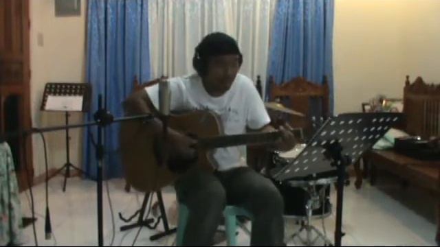 too much love will kill you - acoustic cover смотреть онлайн