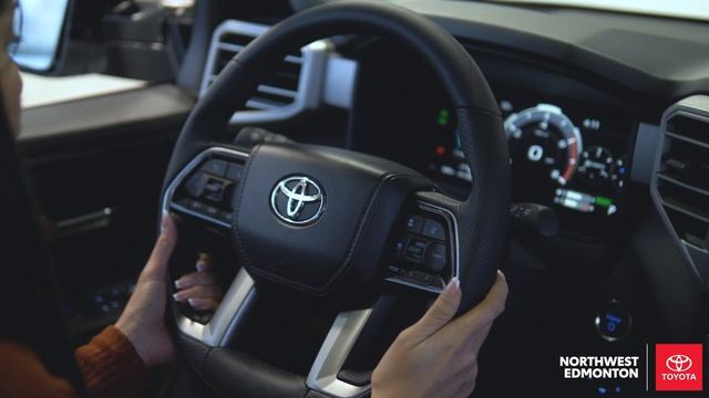 2023 Toyota Sequoia Walkaround смотреть онлайн