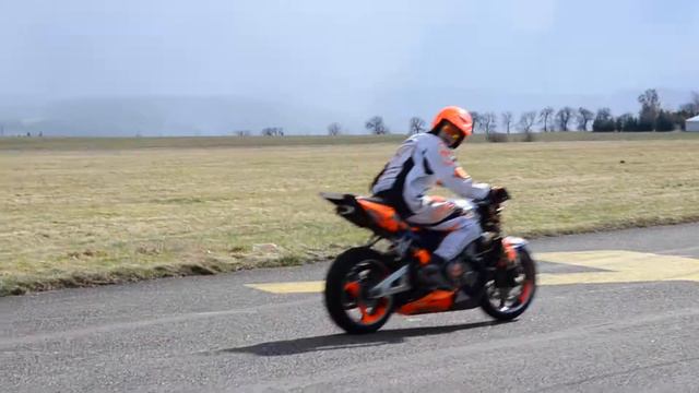 Pavel Vik - II. vystoupení na Extreme Tuning Show Příbram 2013 смотреть онлайн
