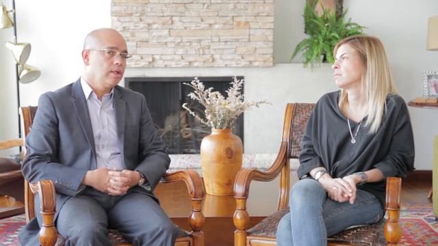 Entrevistas políticas con Lariza Pizano: David García смотреть онлайн