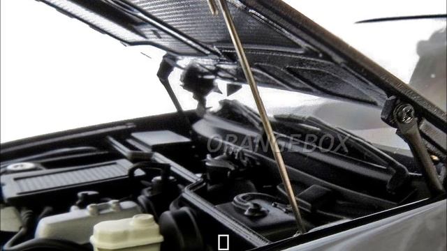 Porsche 924 Carrera Gt 1980 118 78001 Autoart