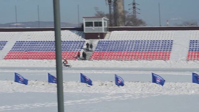 Чемпионат Приморского края по мотогонкам на льду. 2021 год. 2 день. смотреть онлайн