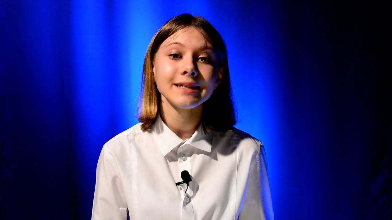 Ирина Самарина "В Рождество Христово" читает Ульяна Лукьянова смотреть онлайн