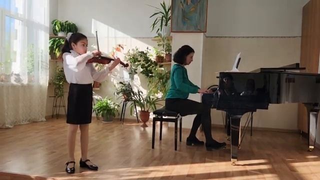Фарсиян София 10 лет, МБУДО „Отрадненская ДШИ“. «Русский танец» С. Прокофьев смотреть онлайн